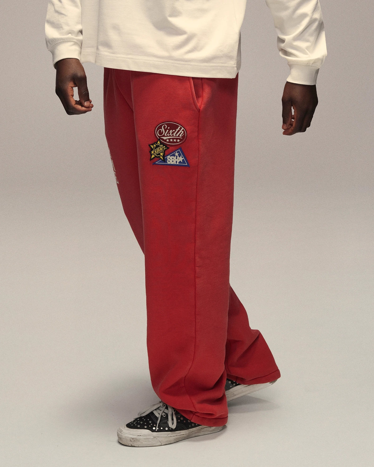 Sixth Bloom House Badge Jogger Red – side view