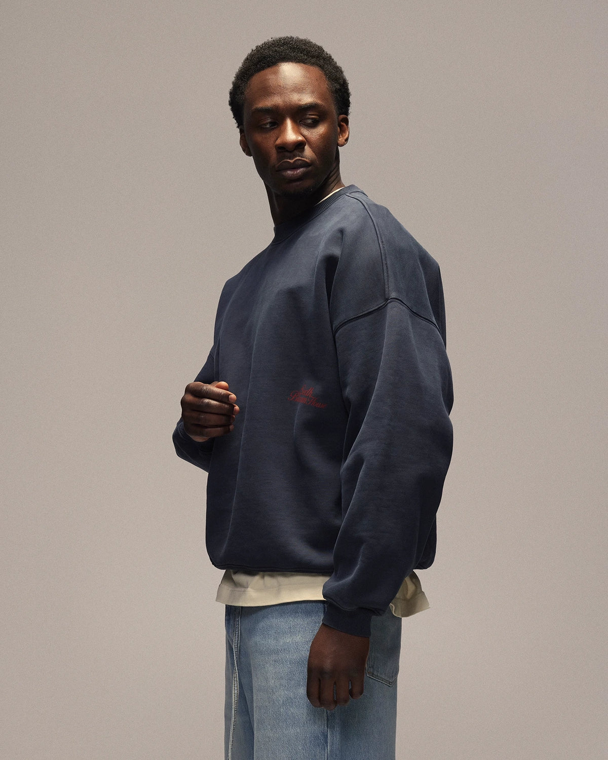 Sixth Bloom House Logo Crewneck Navy – side view