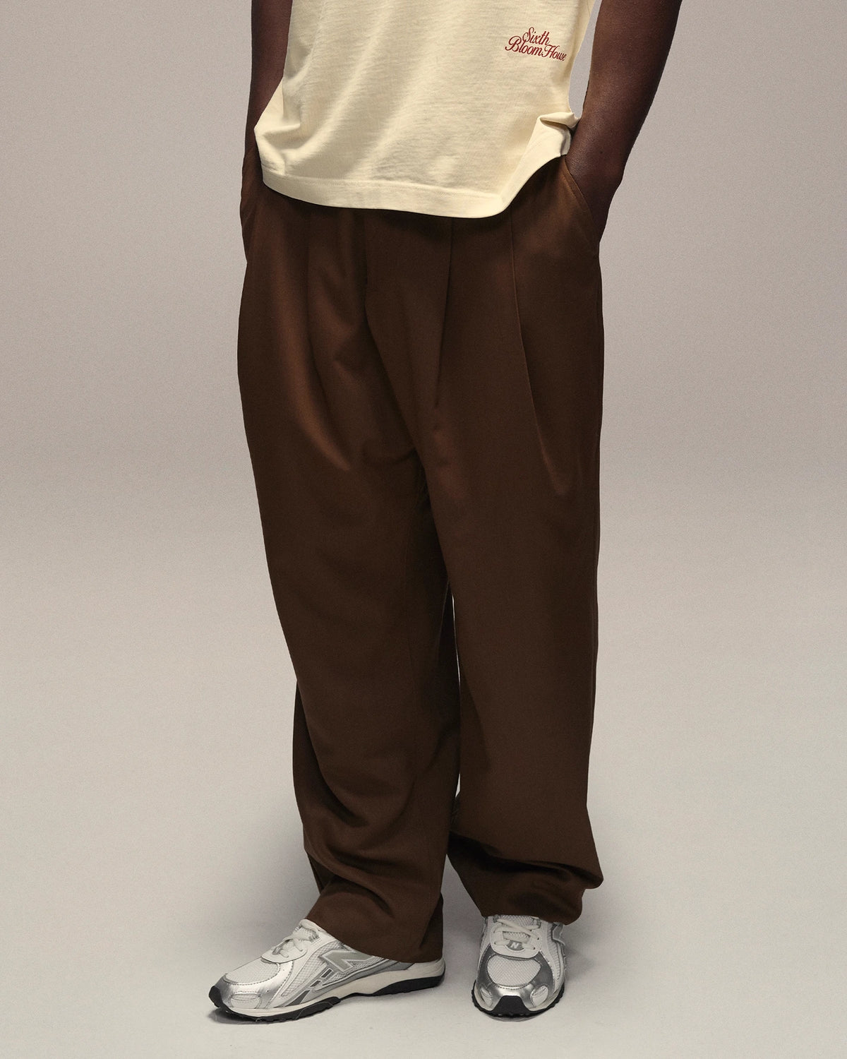Sixth Bloom House Trouser Pleated Brown, side view