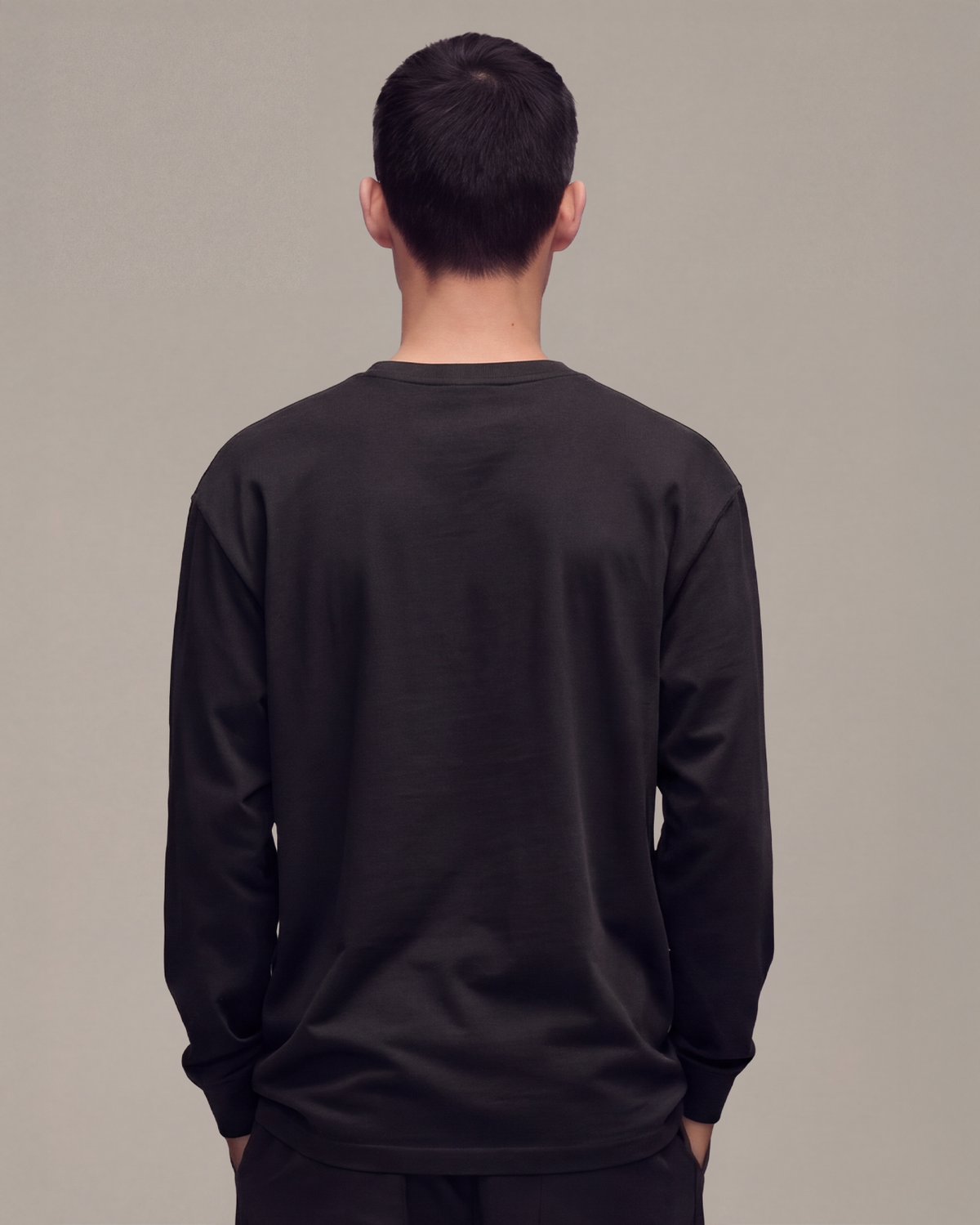 Sixth Bloom House Ribbed Henley Black – back view