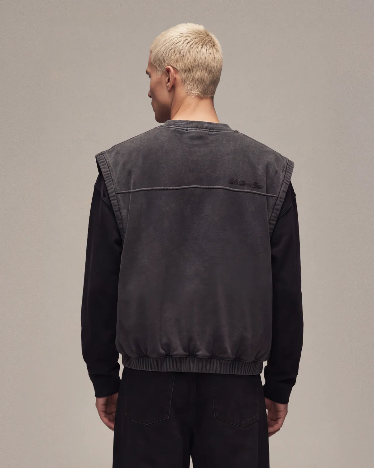 Sixth Bloom House Blank Sweat Sleeveless Black – back view